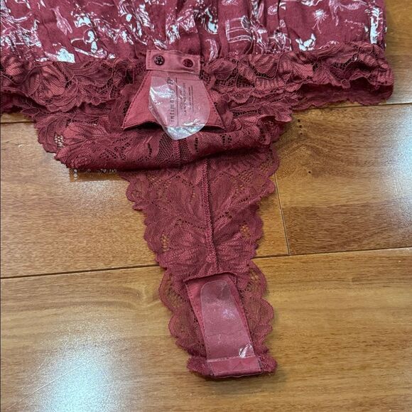 NWT Free People Intimately Everythings rosy bodysuit In Western Print size SP - Picture 9 of 14
